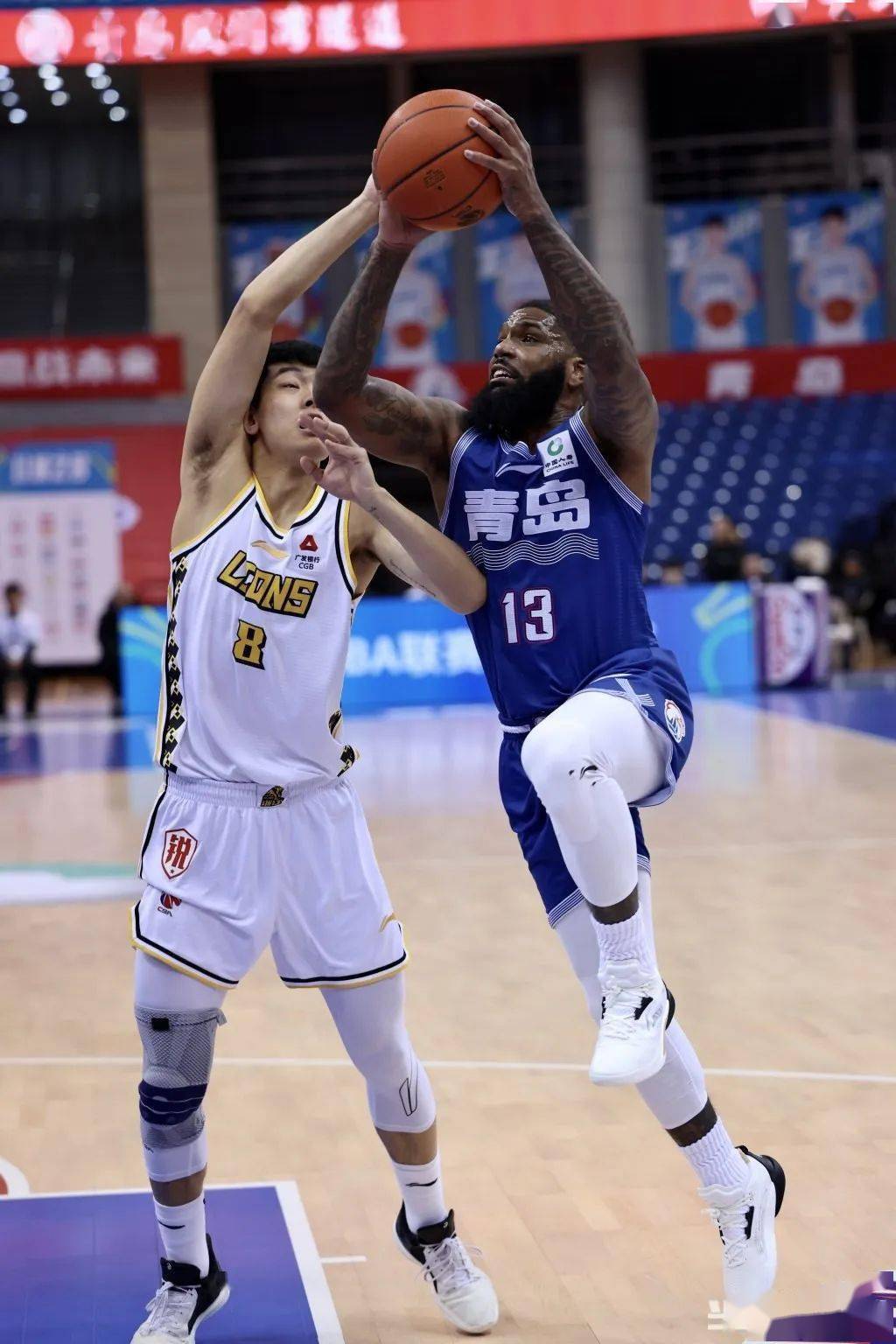 爱游戏tv-关于广厦男篮队员竭尽全力，迎难而上的信息