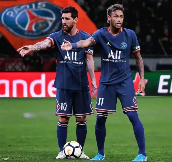 法国碾压西班牙,内马尔关键制胜 法国碾压西班牙,内马尔关键制胜