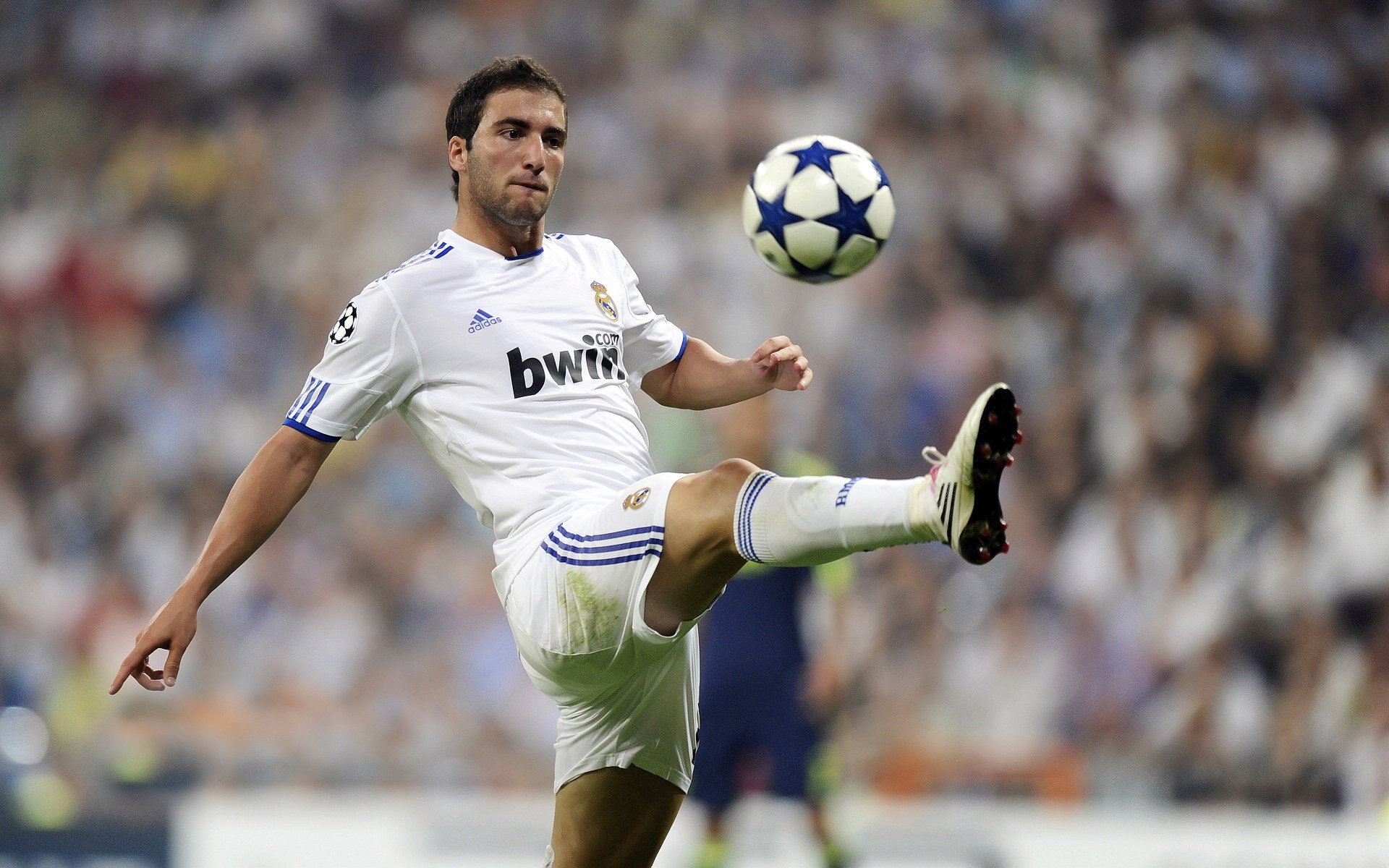 铁血赖斯一锤定音，日本战术完胜马竞，现代足球的东方启示录