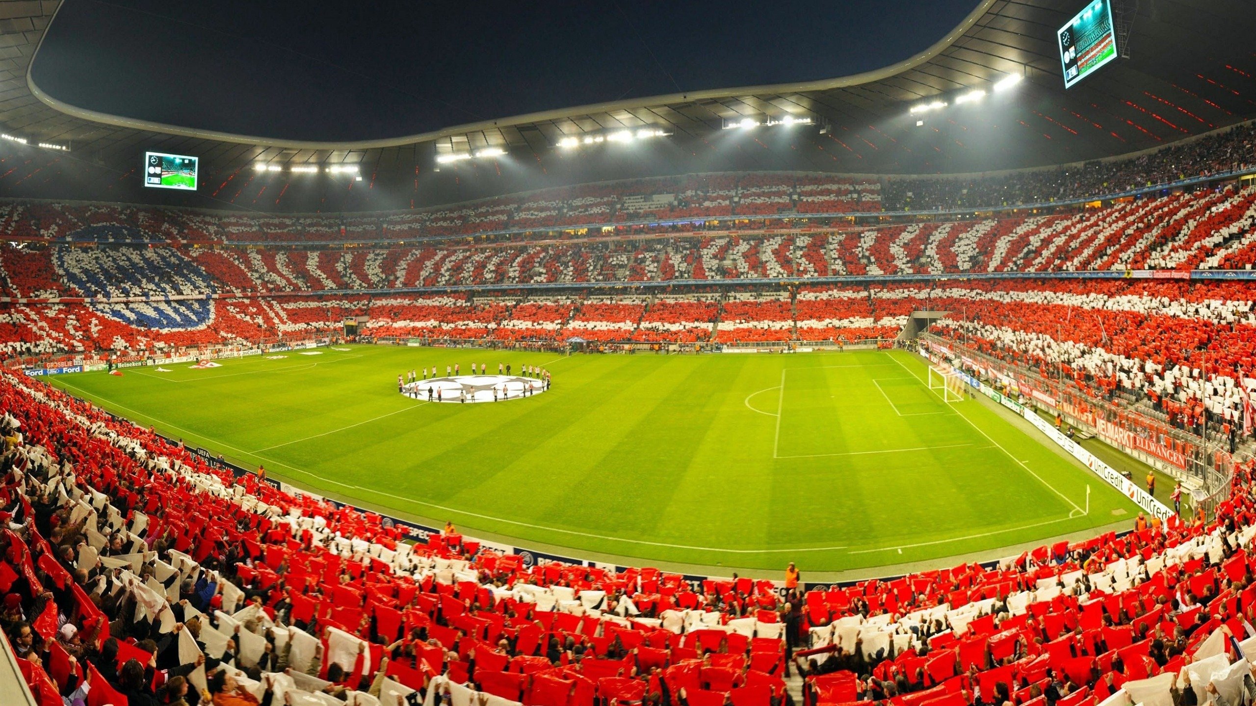 孤星与郁金香,当C罗扛起全队,却见荷兰的橙色洪流碾过乌拉圭的余晖